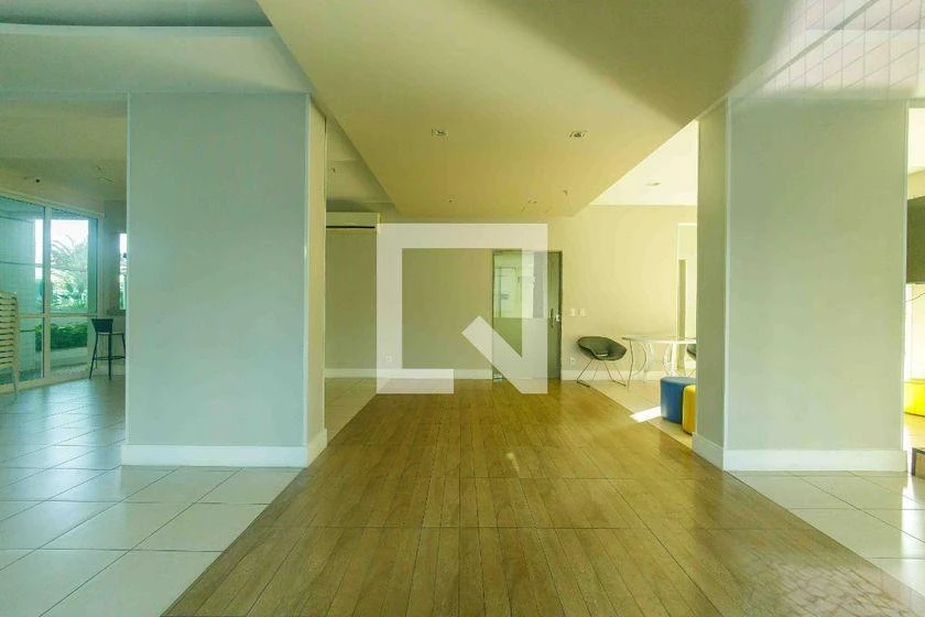 Rental apartment with 3 bedrooms, balcony 94 m² — photo 42