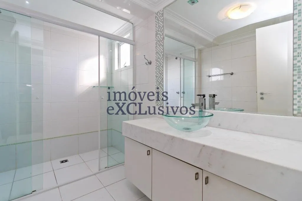 Penthouse with 4 en-suite rooms, balcony and private garden — photo 18