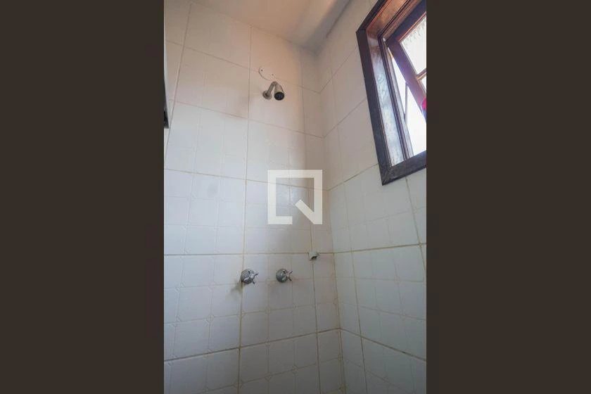 Casa de 450 m² con 6 dormitorios y 4 baños — photo 44