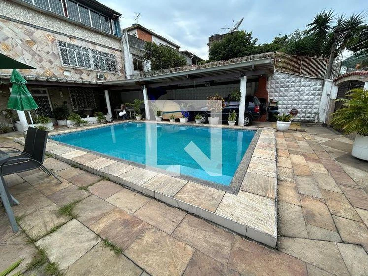 270 m² house with a glass-enclosed balcony and a dryer — photo 46