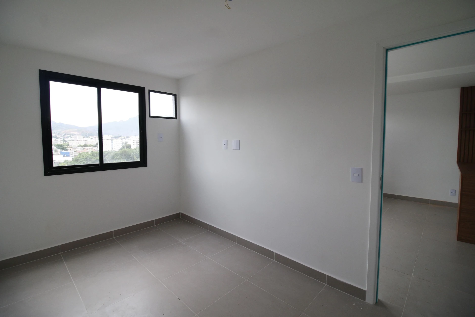 Home office in a 2-bedroom apartment, 130 m² — photo 36