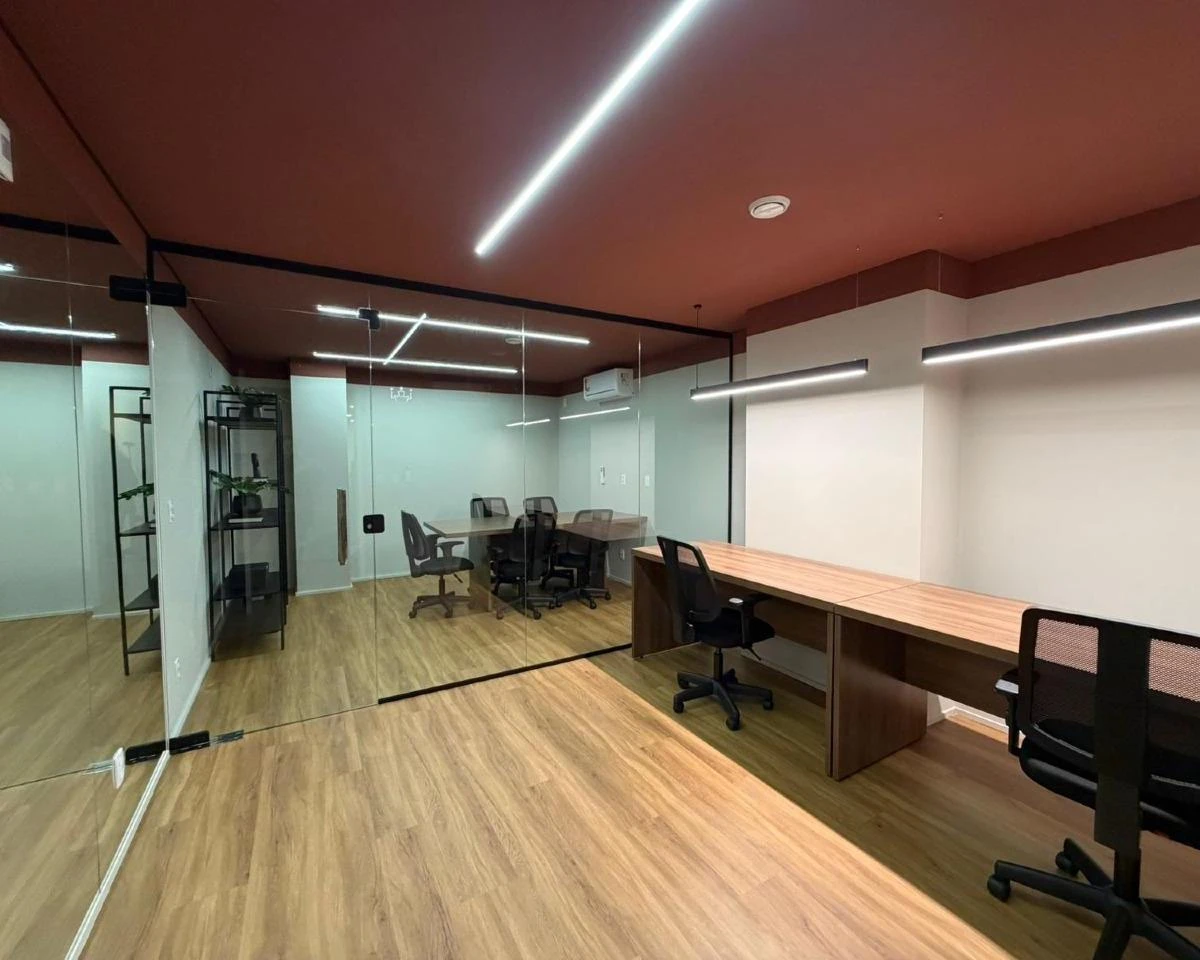Home office in a one-bedroom apartment, 30 m² — photo 12