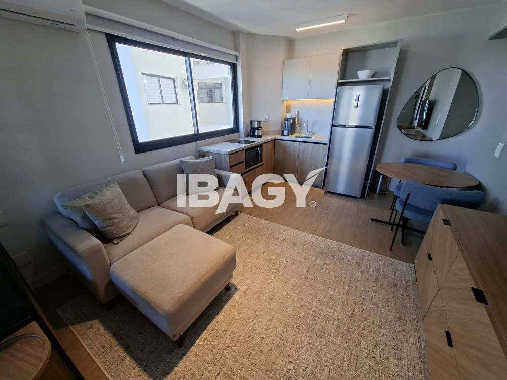 Studio with a glassed-in balcony and open-plan kitchen — photo 228
