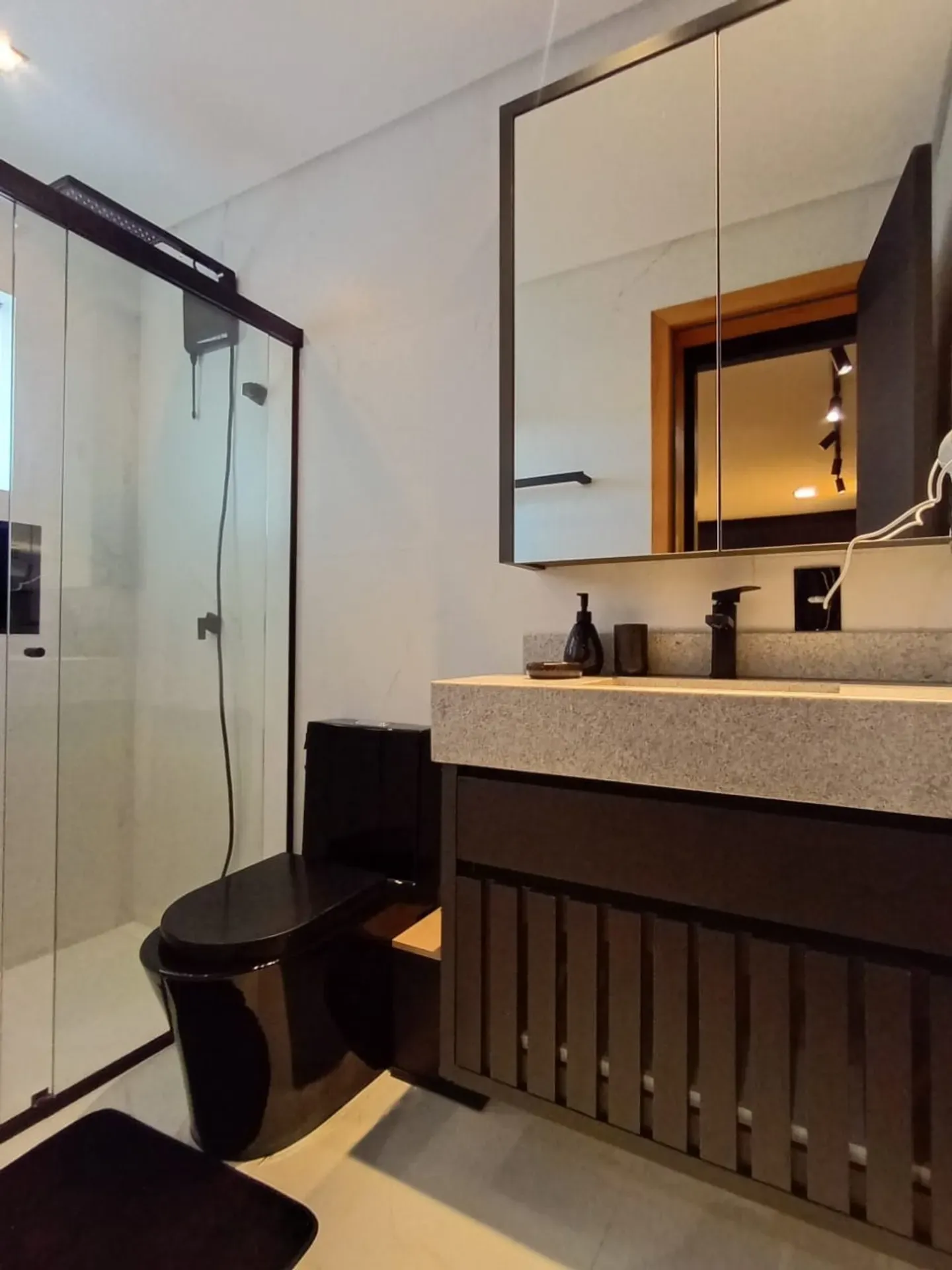 Apartamento amueblado de 53 m² con 1 suite y 1 plaza — photo 10