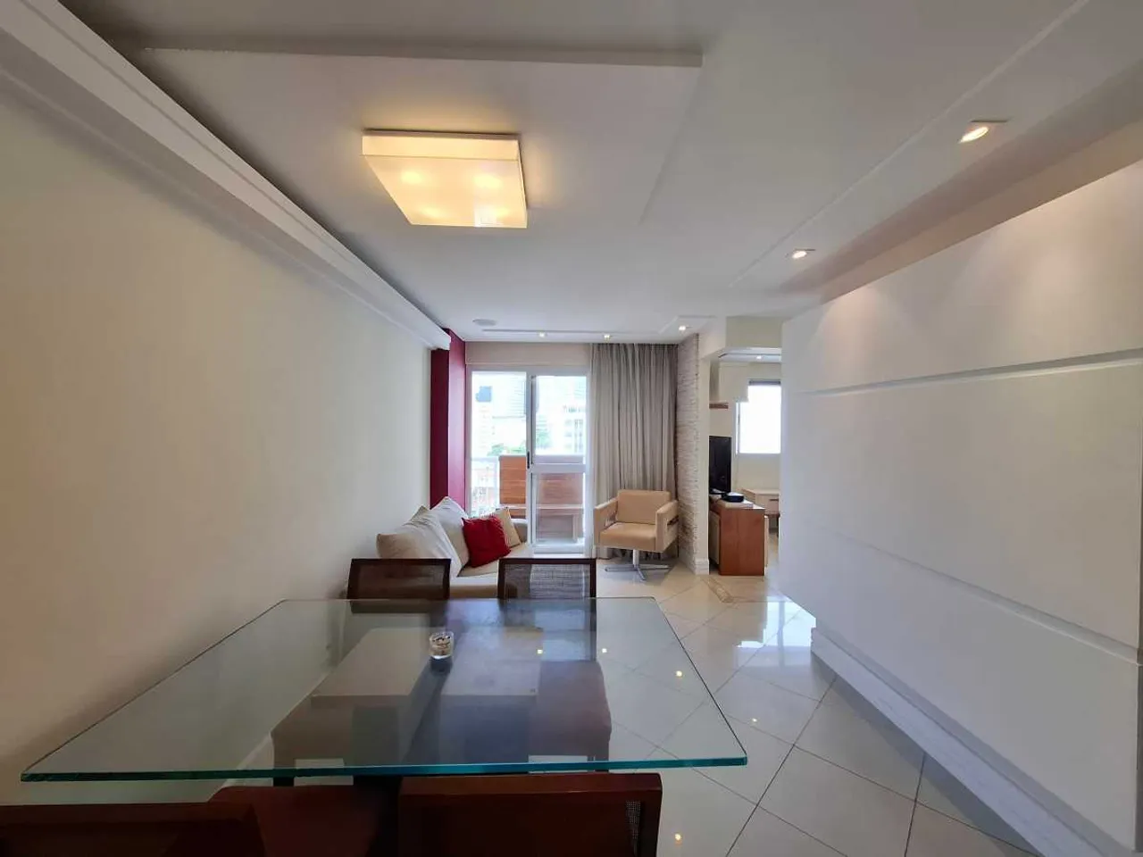 Apartamento mobiliado com 2 quartos e varanda — photo 3