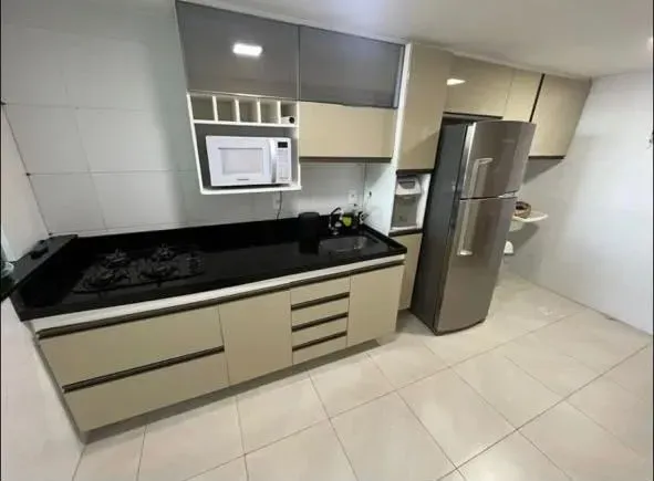 2-bedroom apartment with a home office — photo 2