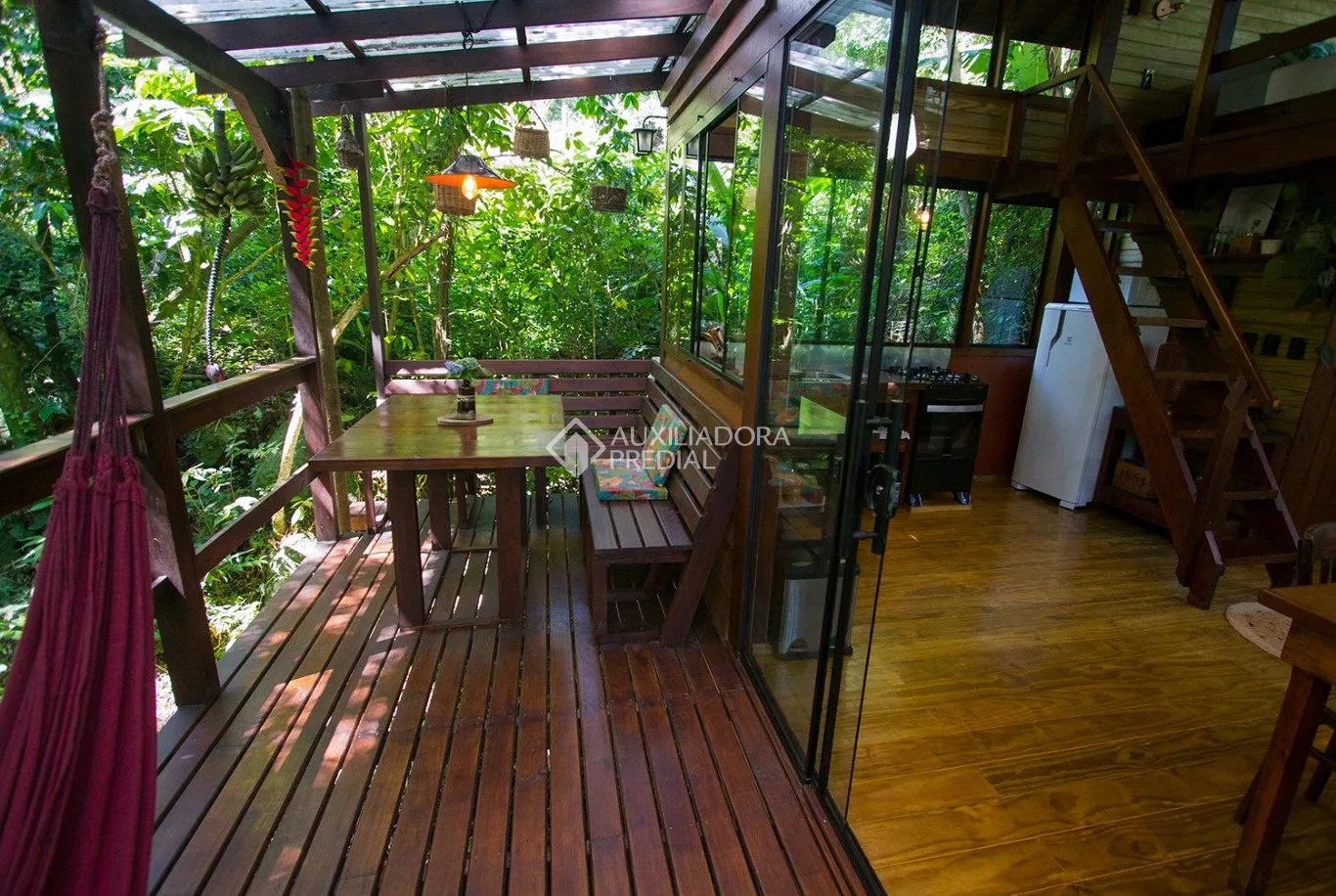 Furnished house with a balcony, 6 bedrooms and 3 baths — photo 52