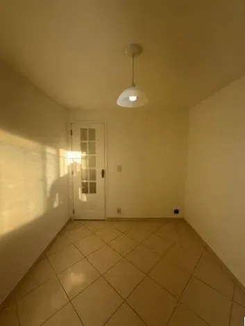 2-bedroom apartment with a home office — photo 10