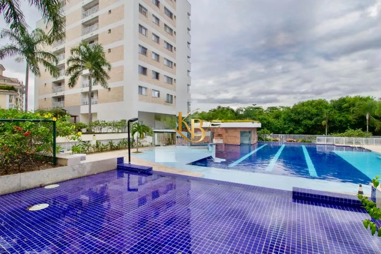 Furnished 4-bedroom apartment with enclosed balcony and grill — photo 22