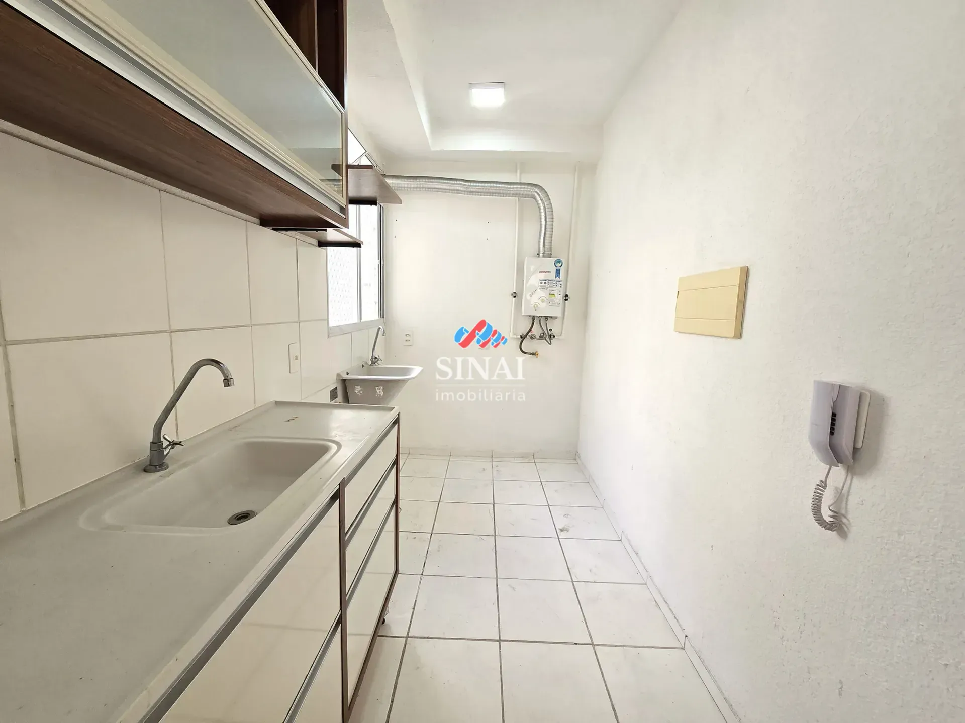 Квартира с 2 спальнями, парковкой и кухней open-plan — photo 19