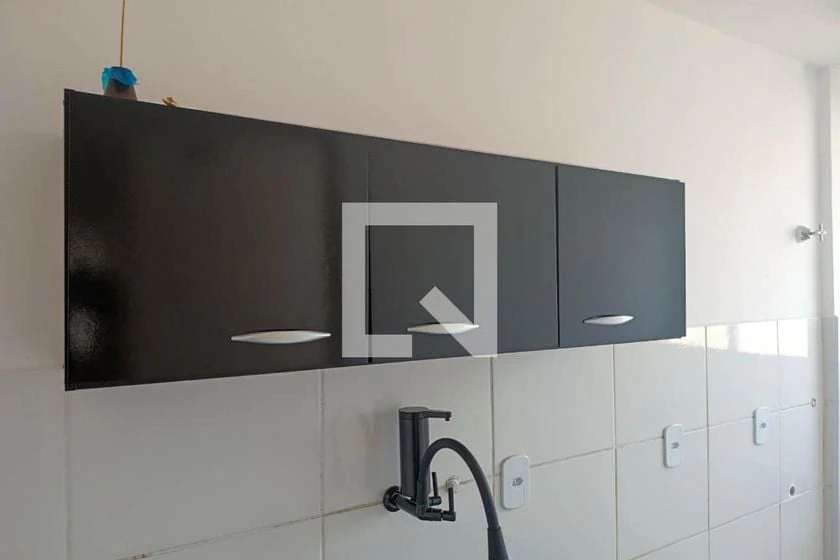 2-bedroom apartment with closed kitchen and gas stove — photo 5