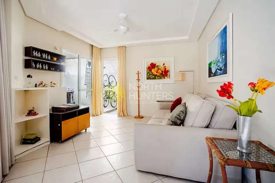 Casa amueblada con 3 dormitorios y 2 suites, 400 m² — photo 23