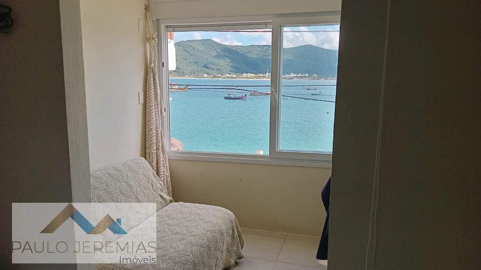 Apartamento de 1 dormitorio con aire acondicionado y balcón — photo 9