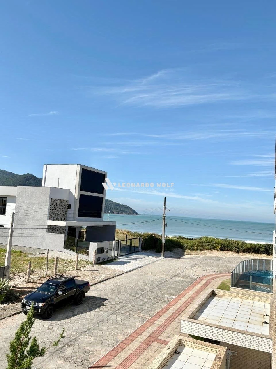 2-bedroom apartment with a water view in Florianópolis — photo 17