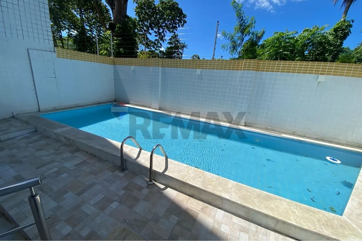 Apartamento de 3 quartos em condomínio com piscina — photo 28