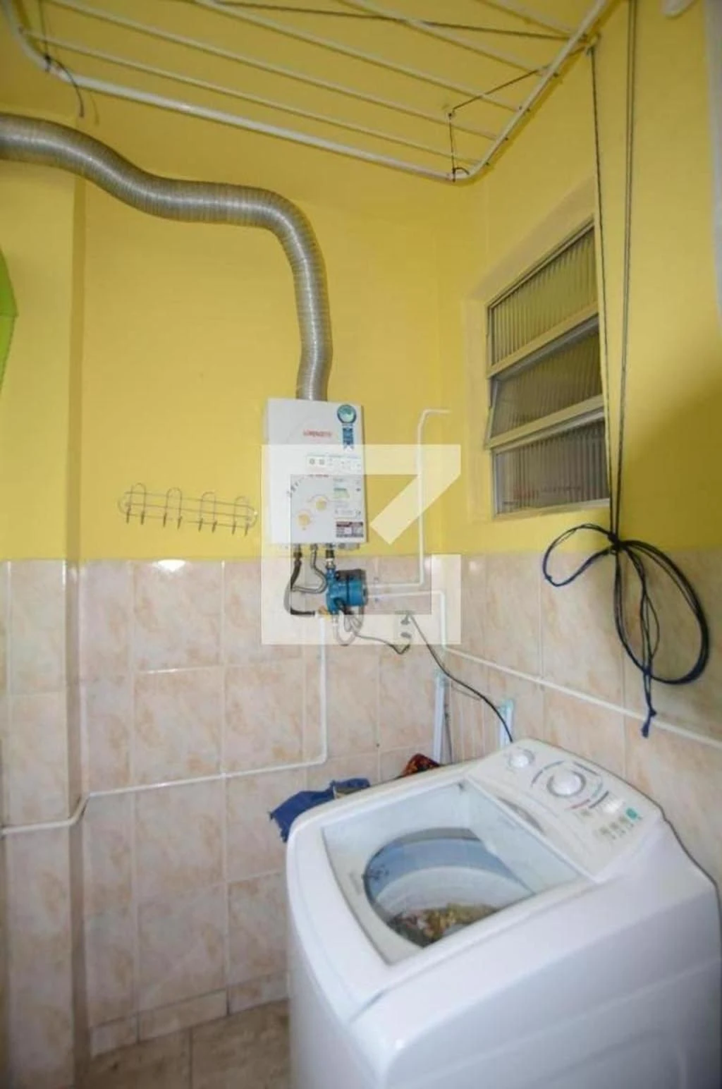 Furnished 2-bedroom apartment with 1 bathroom — photo 13