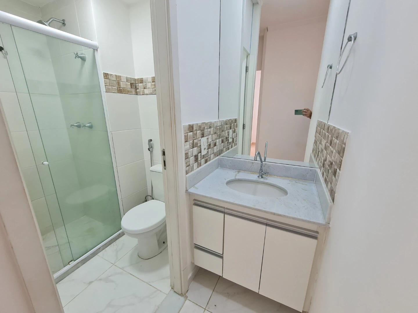 Невмебльована квартира з 2 спальнями 53 м² та приватним BBQ — photo 7