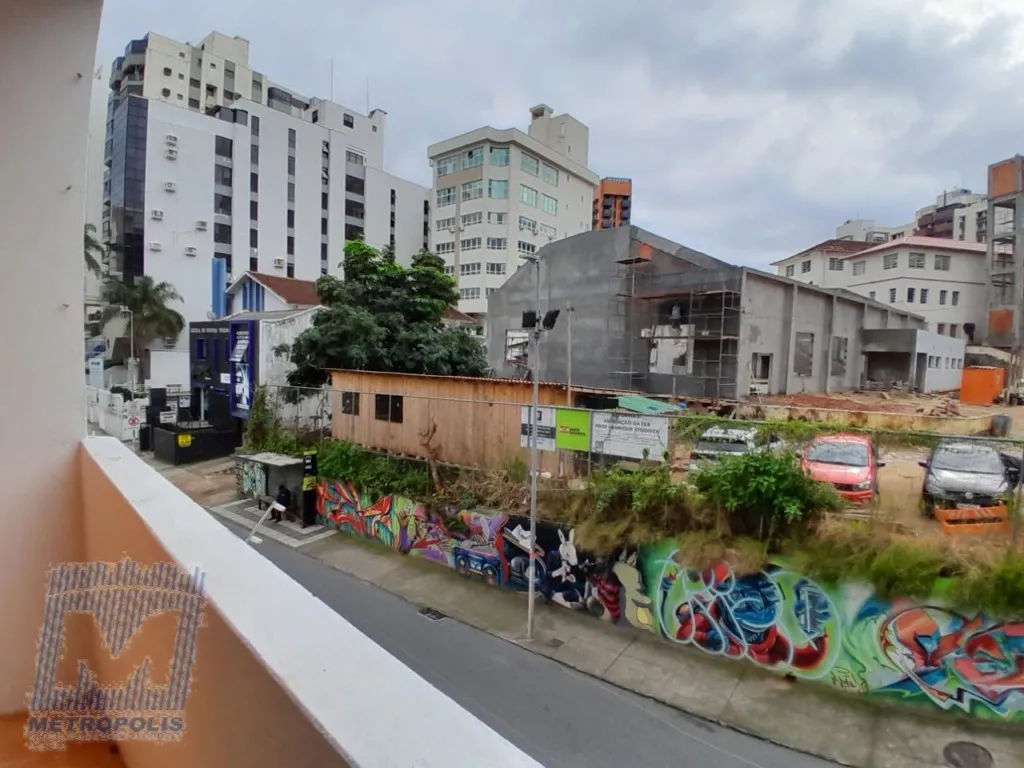 Apartamento de 61 m² con 2 dormitorios y balcón — photo 11