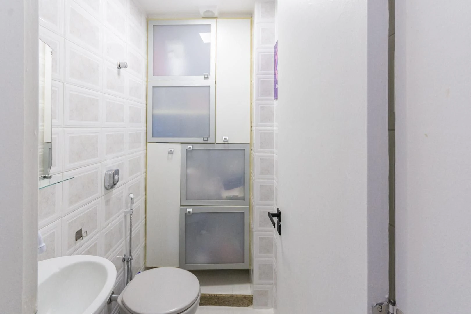 4-bedroom apartment with a mountain view in Rio de Janeiro — photo 72
