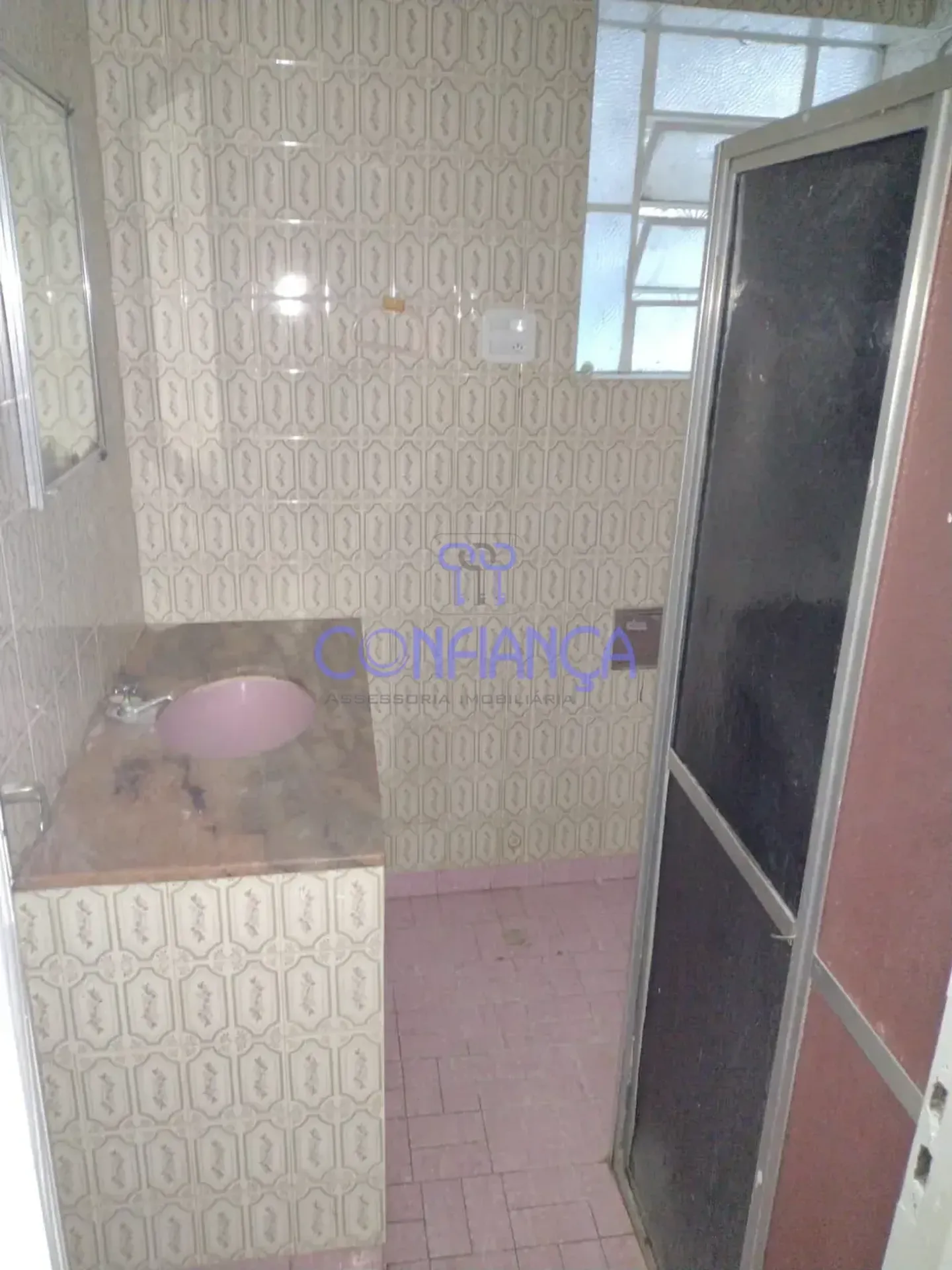 House with 2 bedrooms and 1 bathroom no parking — photo 6