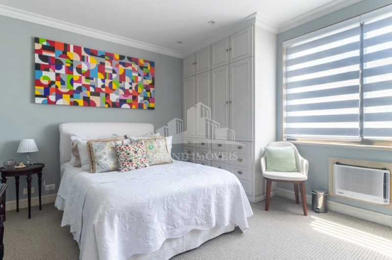 Furnished apartment, 300 m², with a water view — photo 21