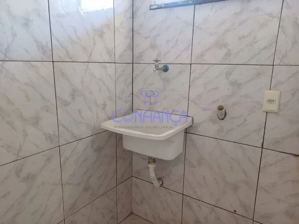 Квартира 50 м²: 1 спальня и электрический душ — photo 8