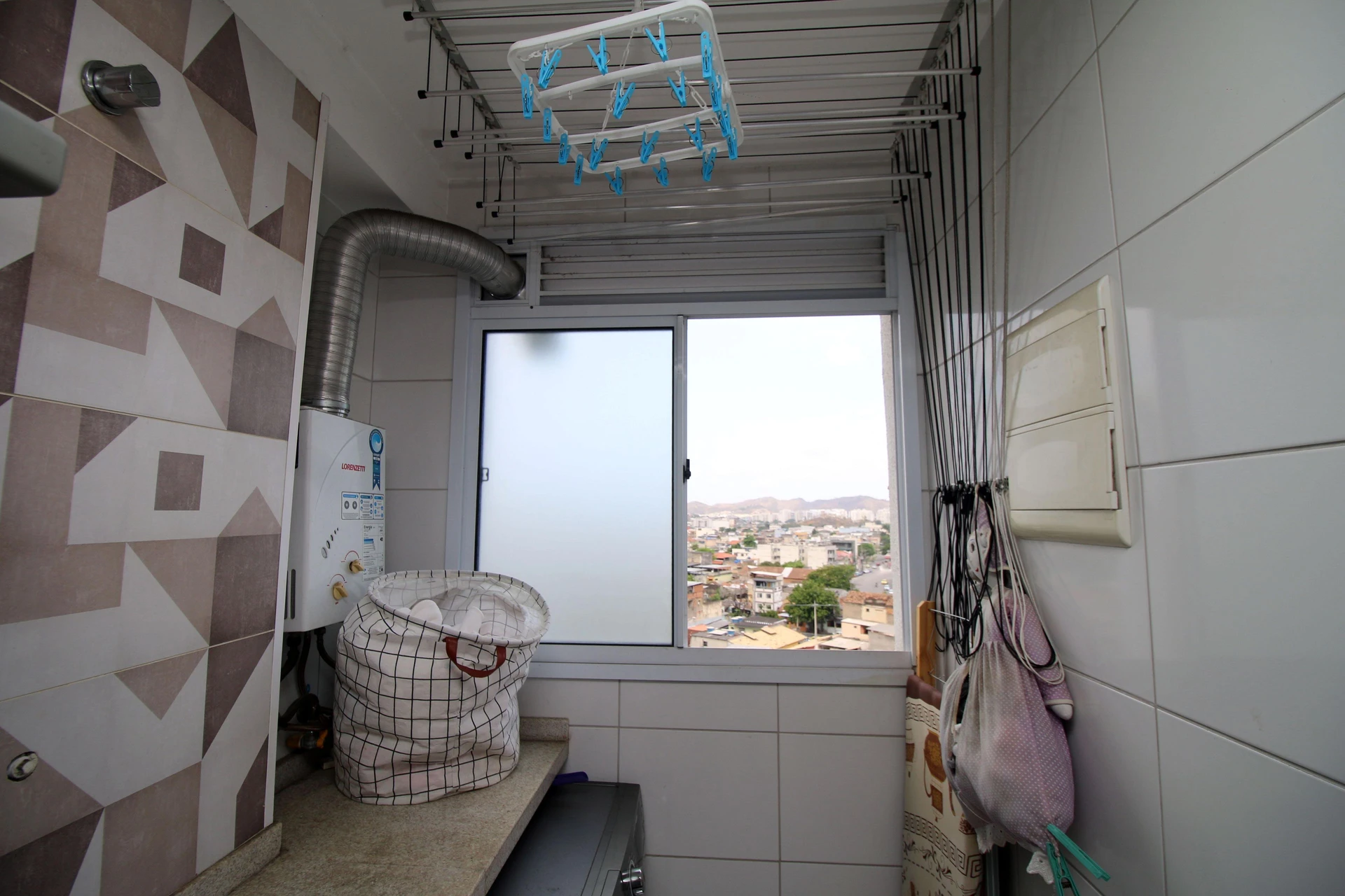 Furnished apartment, 40 m², with a washing machine — photo 24