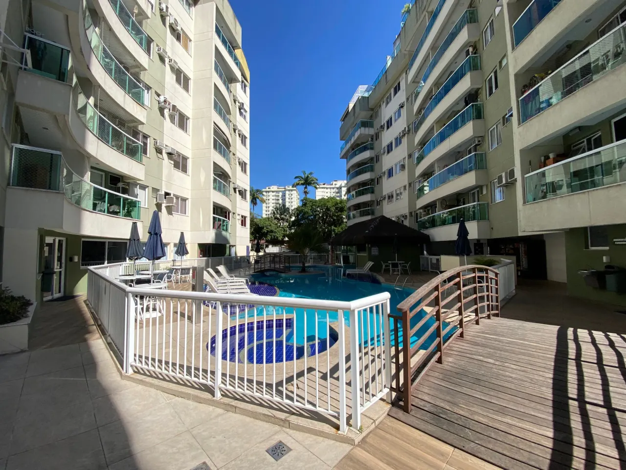 3-bedroom apartment with balcony and built-in grill — photo 13