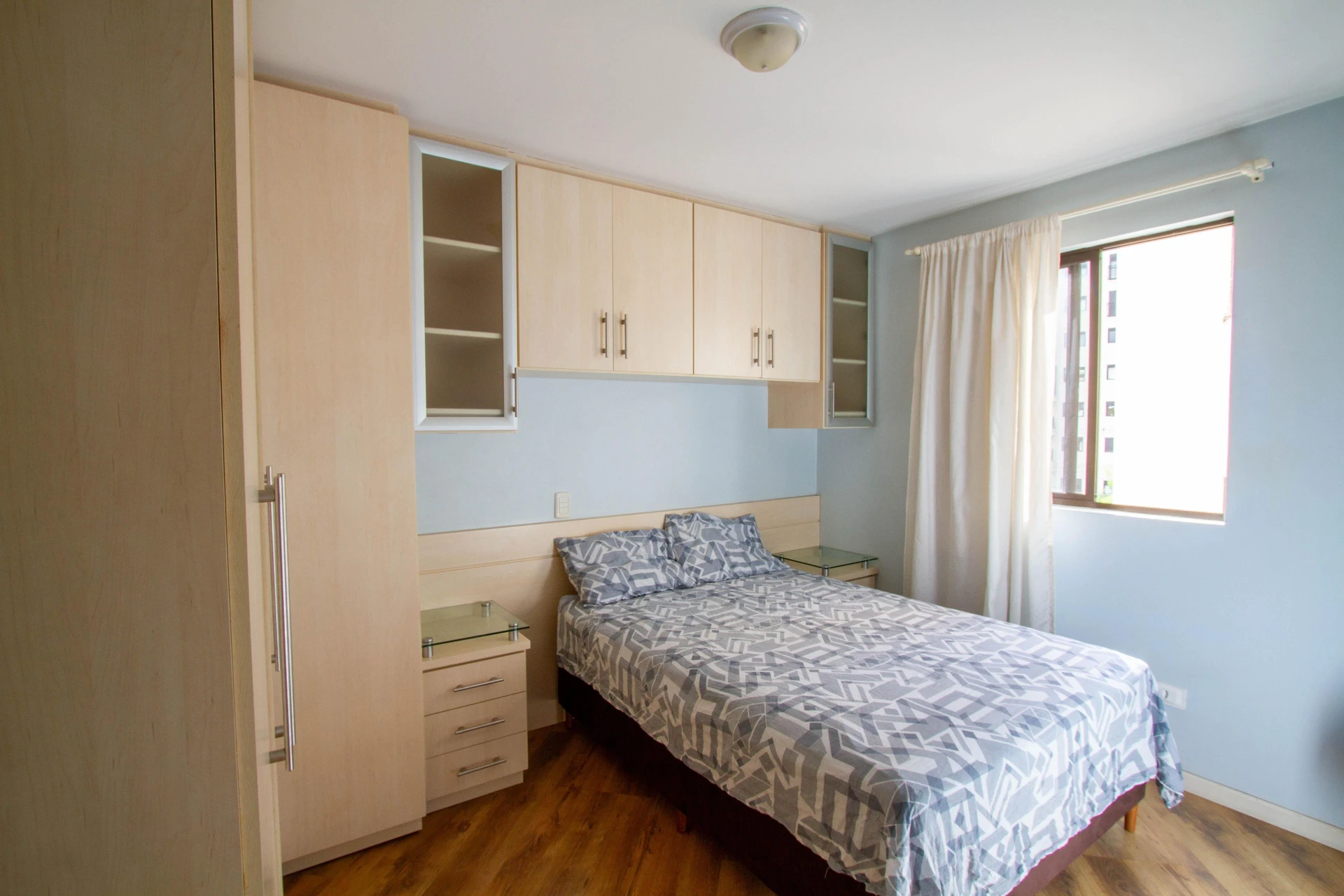 1 quarto e espaço de home office: casa de 32 m² — photo 6
