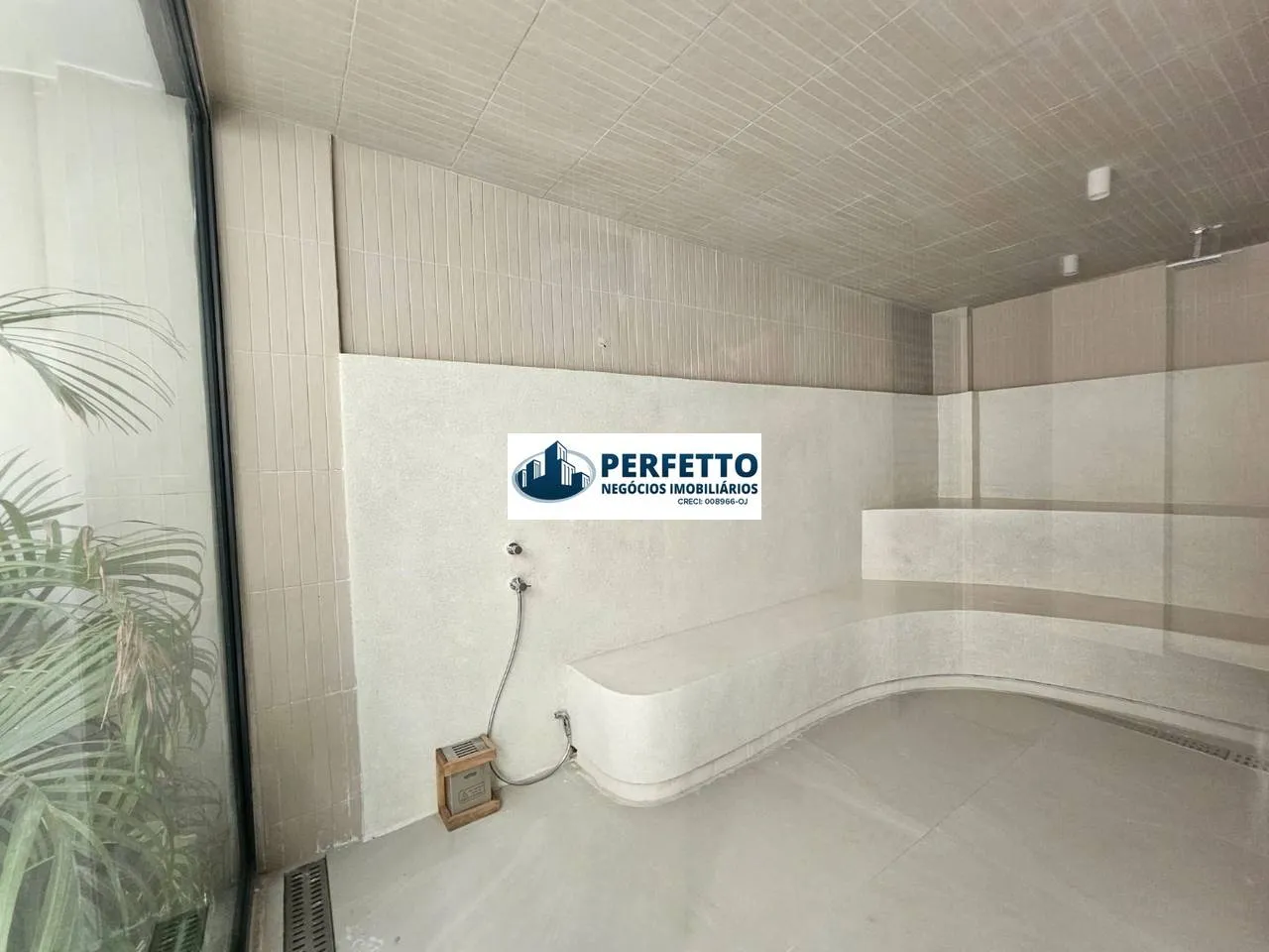2-bedroom apartment in a building with a sauna — photo 21