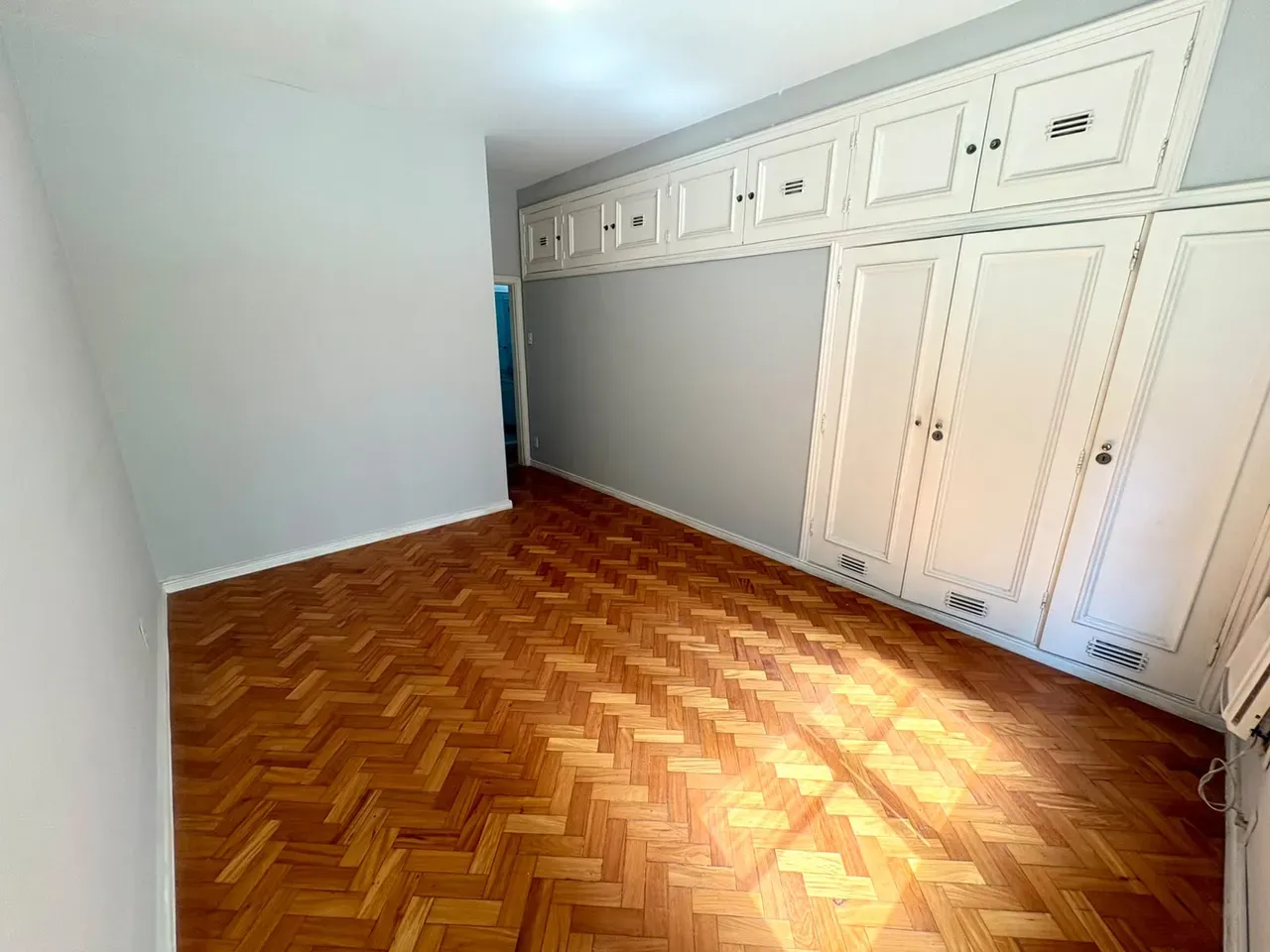 Apartamento, 215 m², com banheira — photo 6