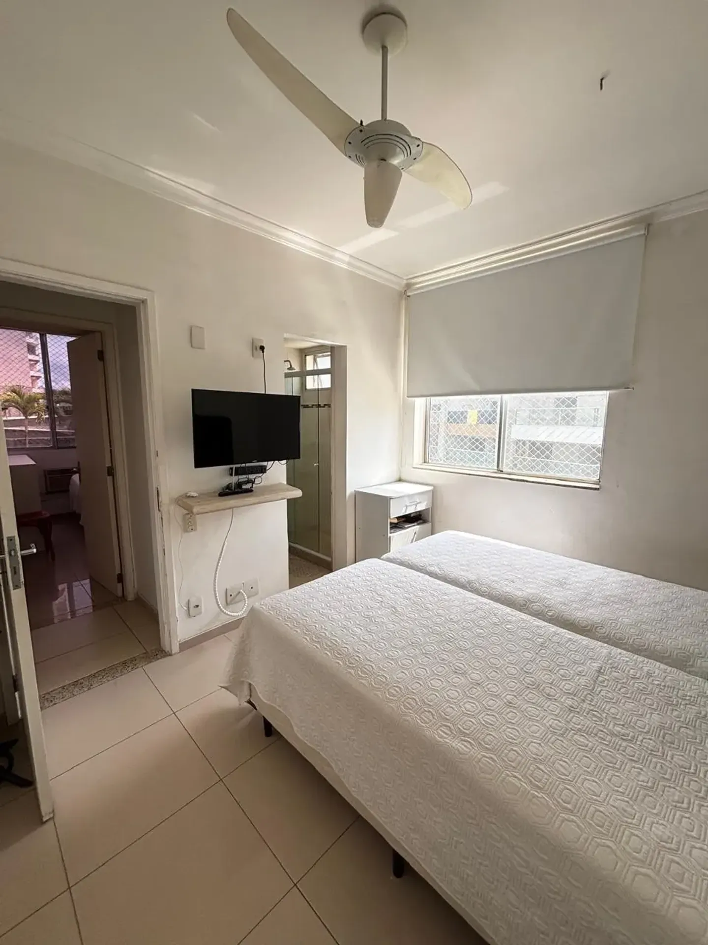 2-bedroom apartment with 3 bathrooms and parking space — photo 28