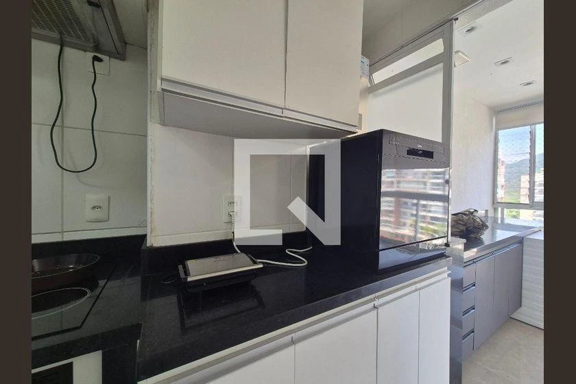 2-bedroom apartment in a building with a gym — photo 40