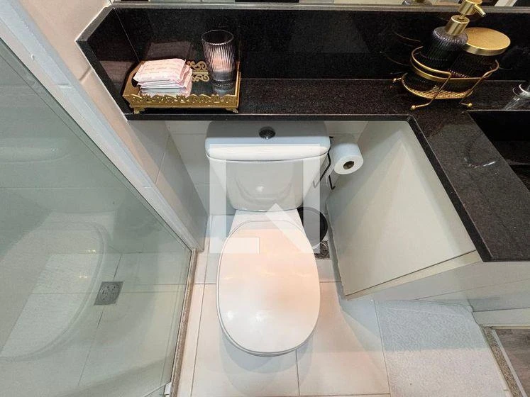 Furnished apartment, 65 m², with a glass-enclosed balcony — photo 26