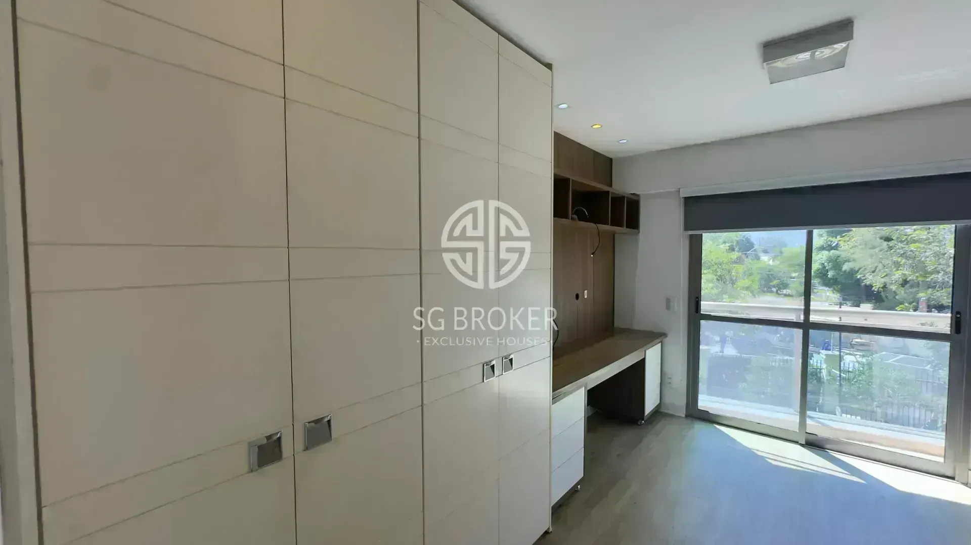 Apartamento com cozinha integrada e 4 dormitórios — photo 41
