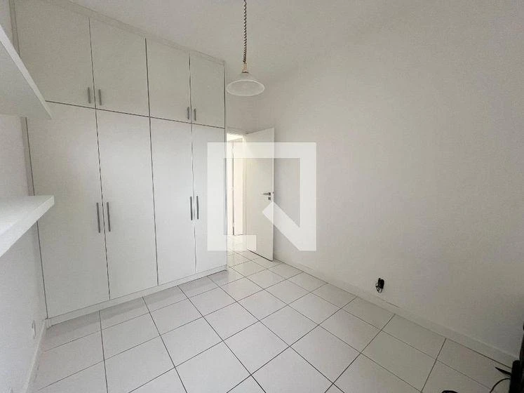 Гардеробная и 2 спальни: квартира 90 м² — photo 16