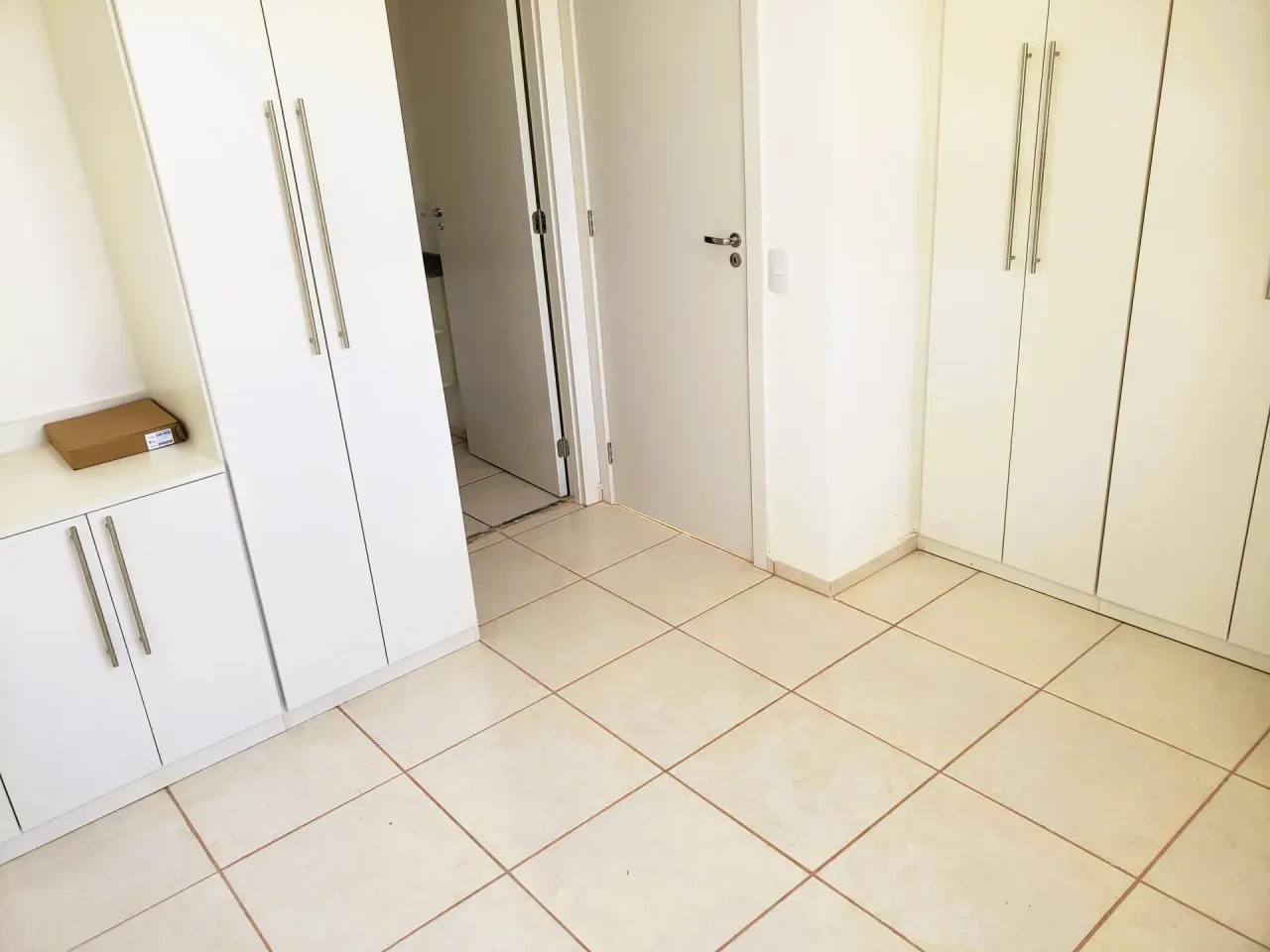 Furnished 3-bedroom apartment with 2 bathrooms and 85 m² — photo 9