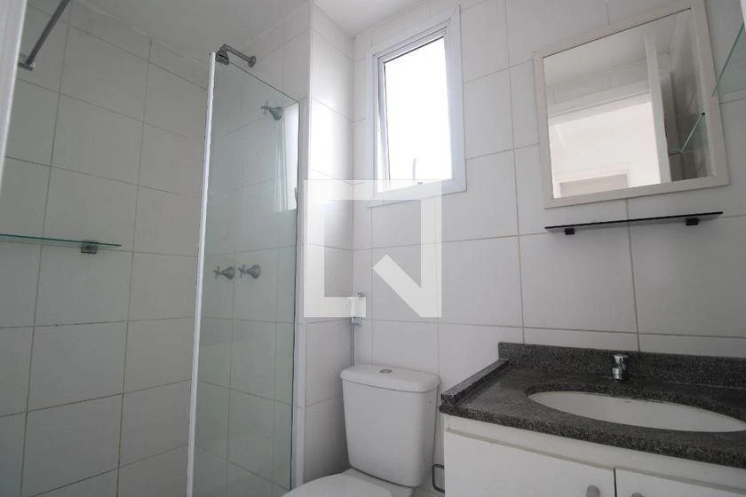 Balcony with a grill in a 3-bedroom apartment, 74 m² — photo 29