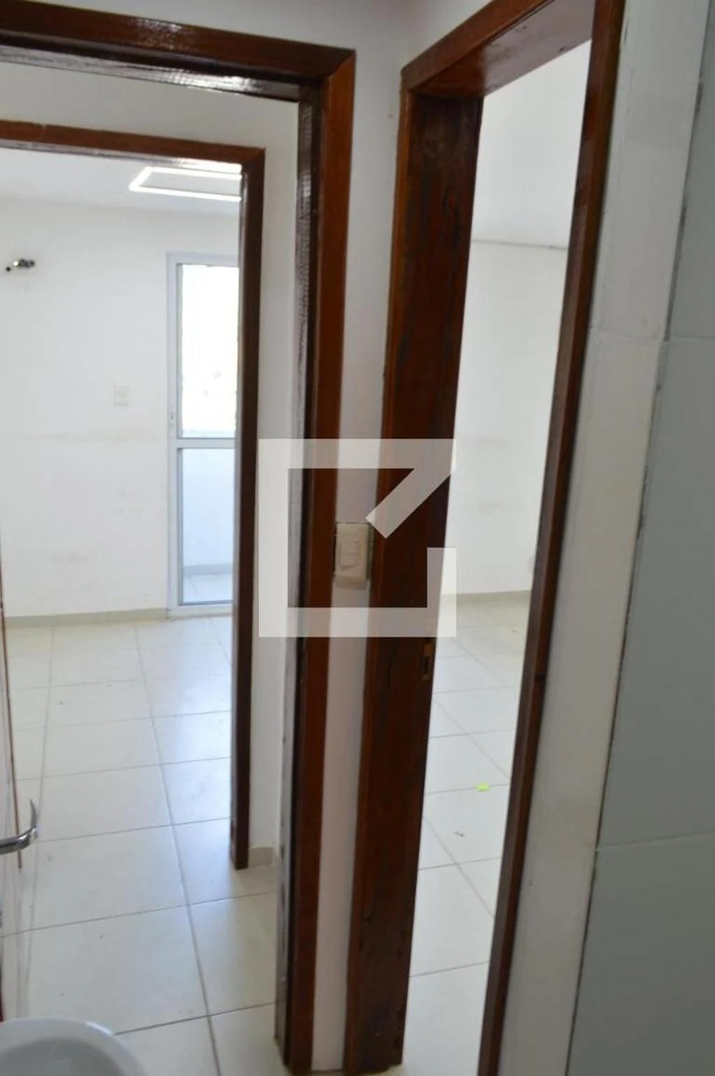 Unfurnished house with 4 bedrooms, balcony and dining — photo 43