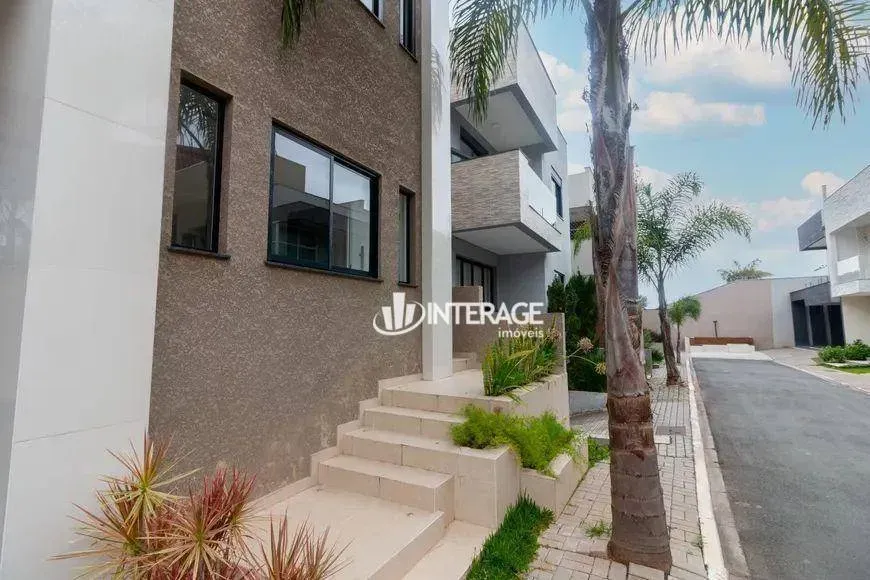 House with 5 bedrooms and 6 bathrooms, 145 m² — photo 33