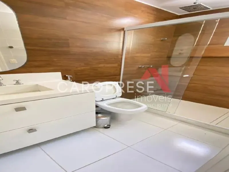Casa com 4 quartos e 5 banheiros, com 2 vagas — photo 5
