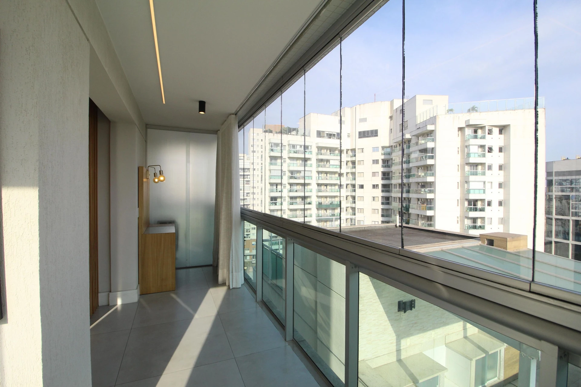 4-bedroom apartment in a building with a sauna — photo 22