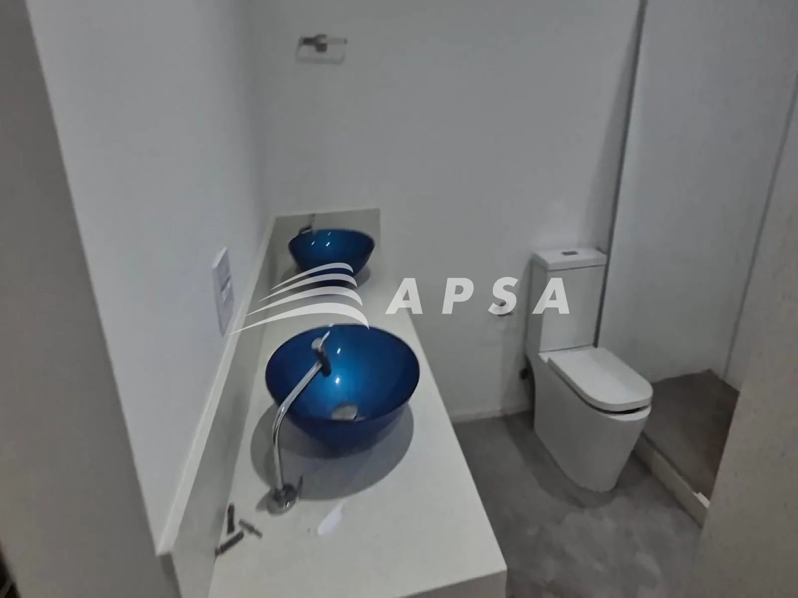 4-bedroom house with a private pool — photo 11