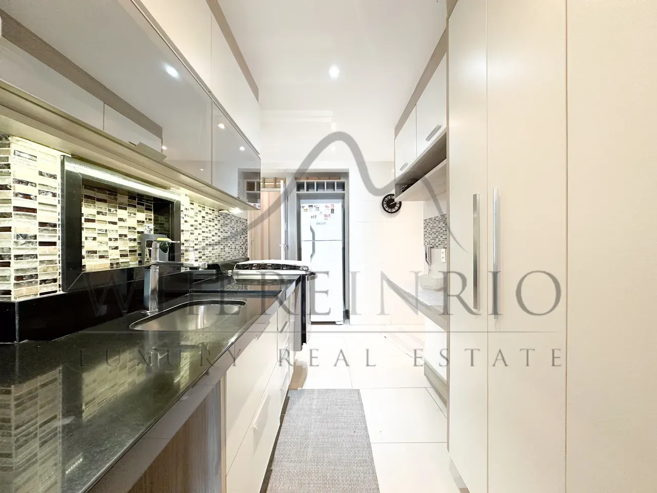 Furnished apartment, 78 m², with a washing machine — photo 17
