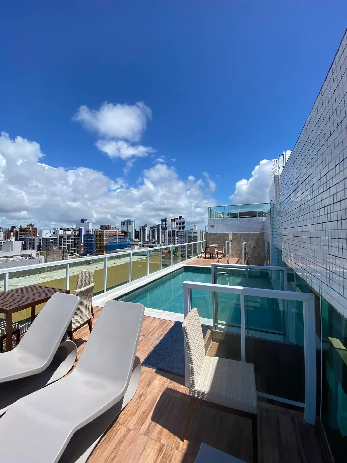 Furnished apartment, 22 m², with a water view — photo 13