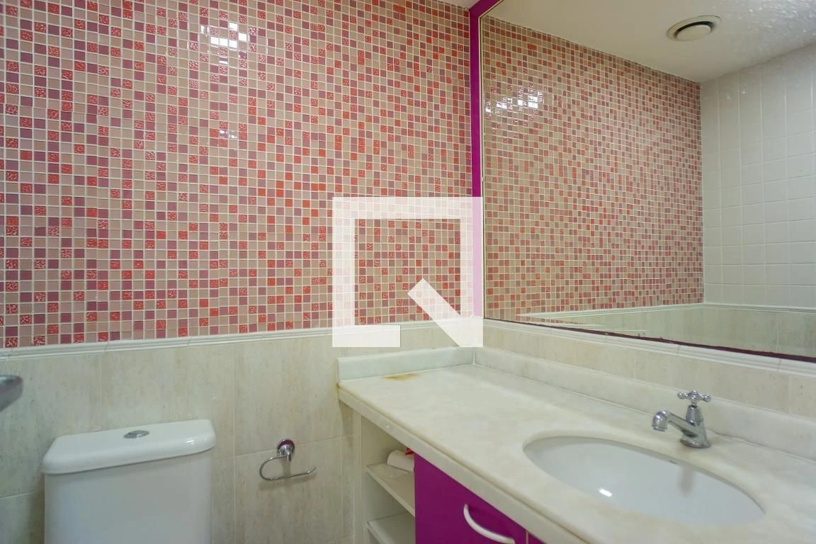 Apartamento sem mobília com 2 quartos e varanda fechada — photo 7