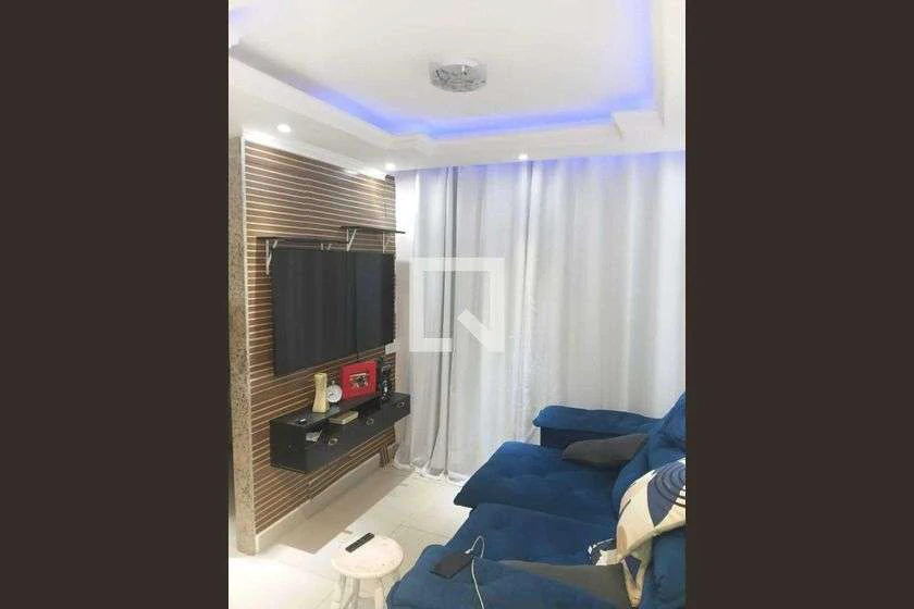 Furnished 2-bedroom apartment with 2 parking spots