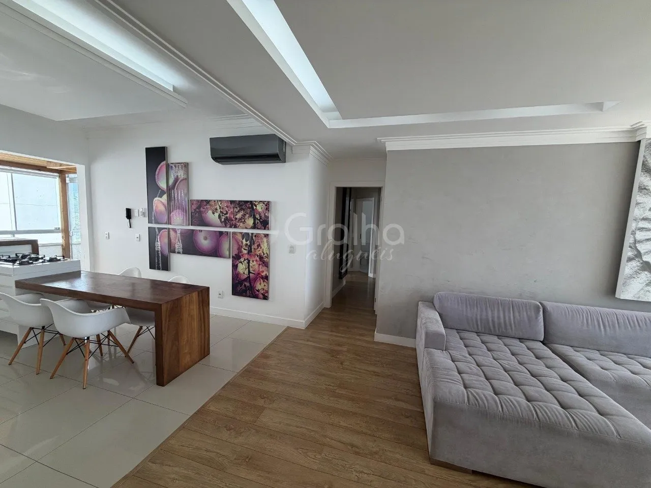 3-bedroom apartment with a bathtub in Florianópolis — photo 6