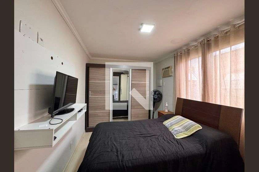 House with 3 en-suites and 3 parking spots, 270 m² — photo 12