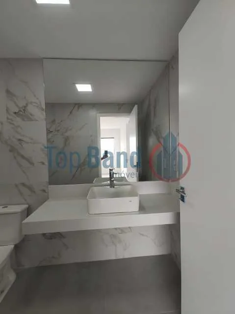 Unfurnished house with 4 bedrooms and 1 bathroom — photo 18
